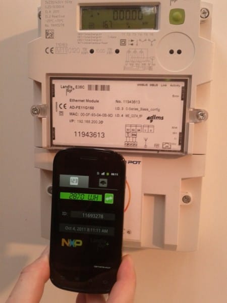NFC Smart Meter Demo by NXP and Landis-Gyr Smartphone Read Electricity Meter with NFC
