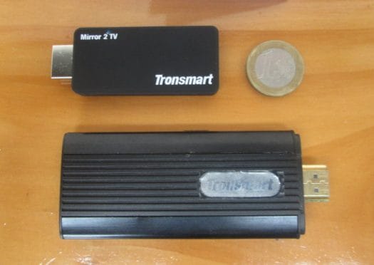 Tronsmart T1000 compared to a Euro Coin and T428 Android mini PC