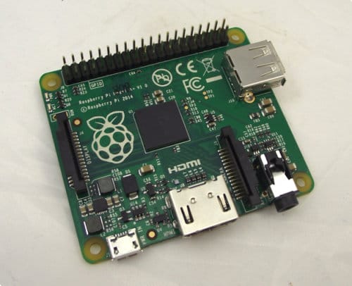 Starter kit Raspberry Pi 3 A+ with power supply, case and micro-sd