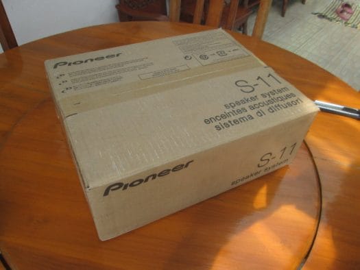 Pioneer_S11_Package