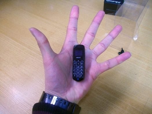 World_Smallest_Phone