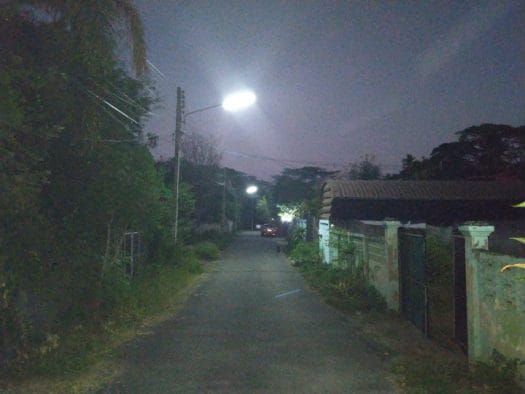 Xiaomi Mi A2 camera dark scene