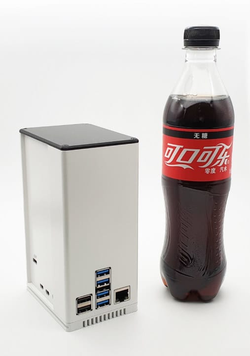 Rock Pi 4 4-Bay NAS