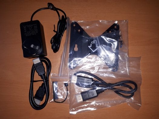 MINISFORUM X35G box contents