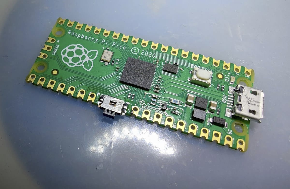 A neat way to add a reset button to Raspberry Pi Pico CNX Software