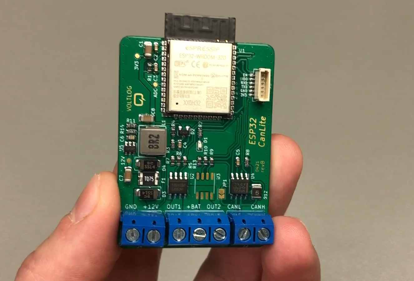 CanLite ESP32 board for CAN Bus hacking support up to two high