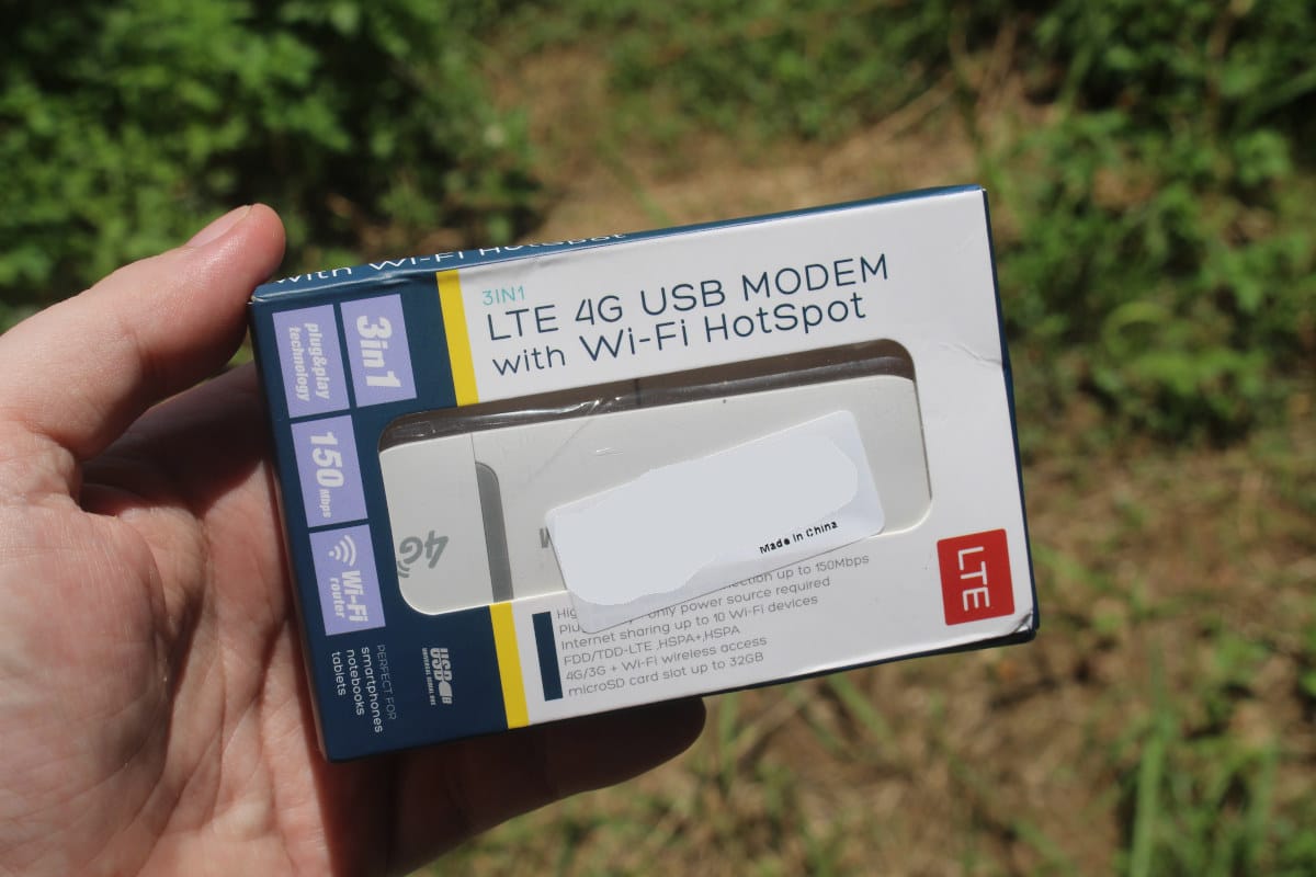 LTE 4G USB MODEM with Wi-Fi Hot Spot