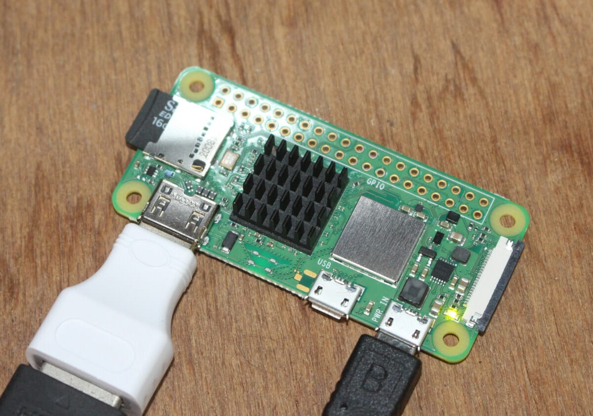 Raspberry Pi Zero 2 W mini review - Benchmarks and thermal