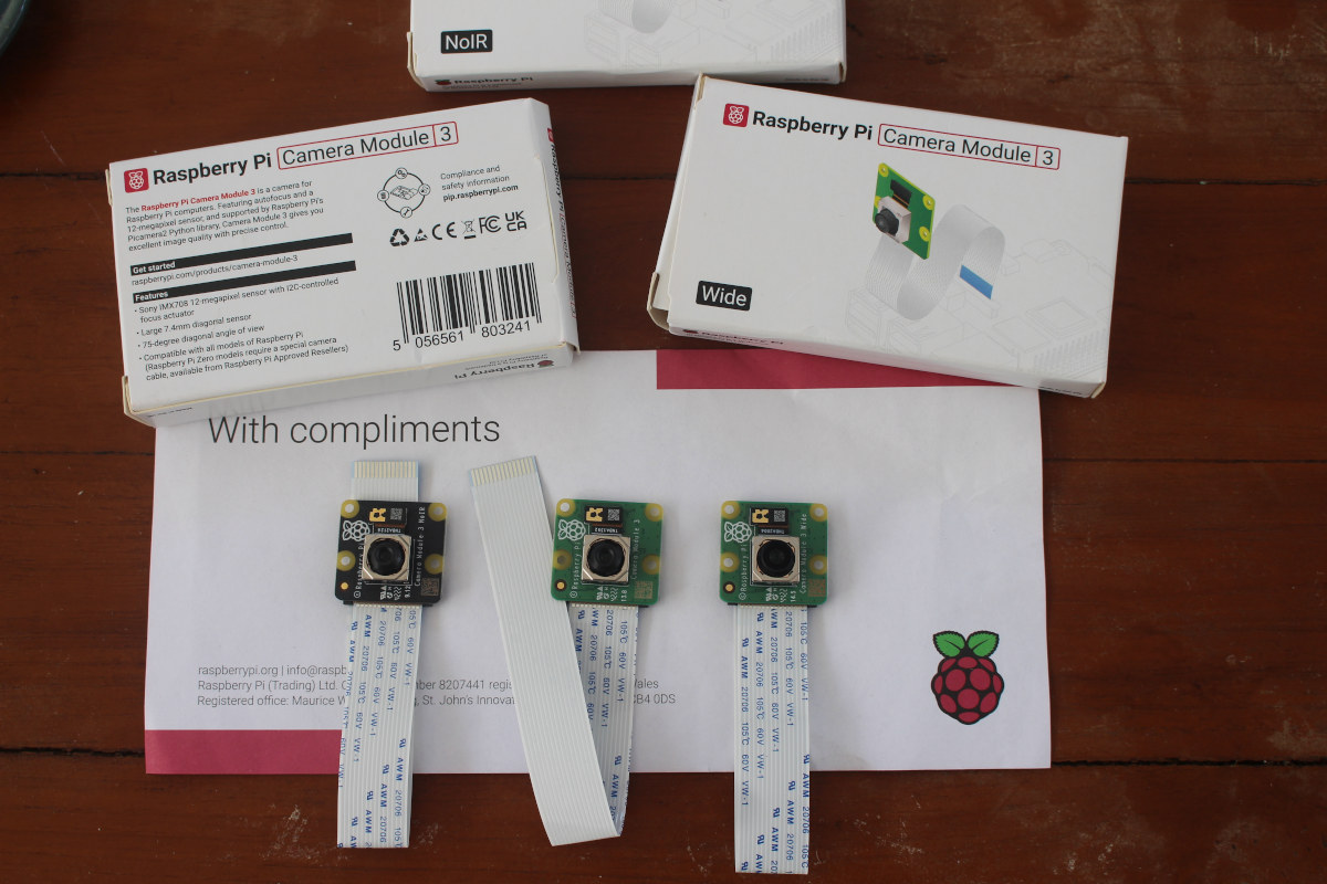 Raspberry Pi 3+ TouchScreen Kit (noir)