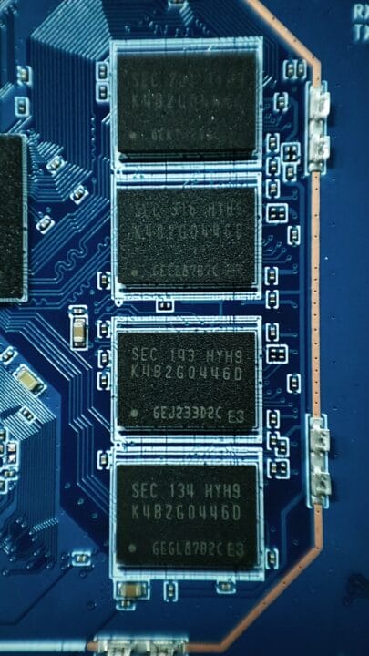 Samsung SEC K4B2G004460D Samsung SEC K4B2G004460D
