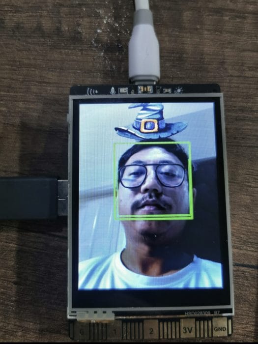UniHiker AI USB webcam