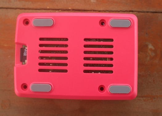 Raspberry Pi 5 case microSD rubber pads