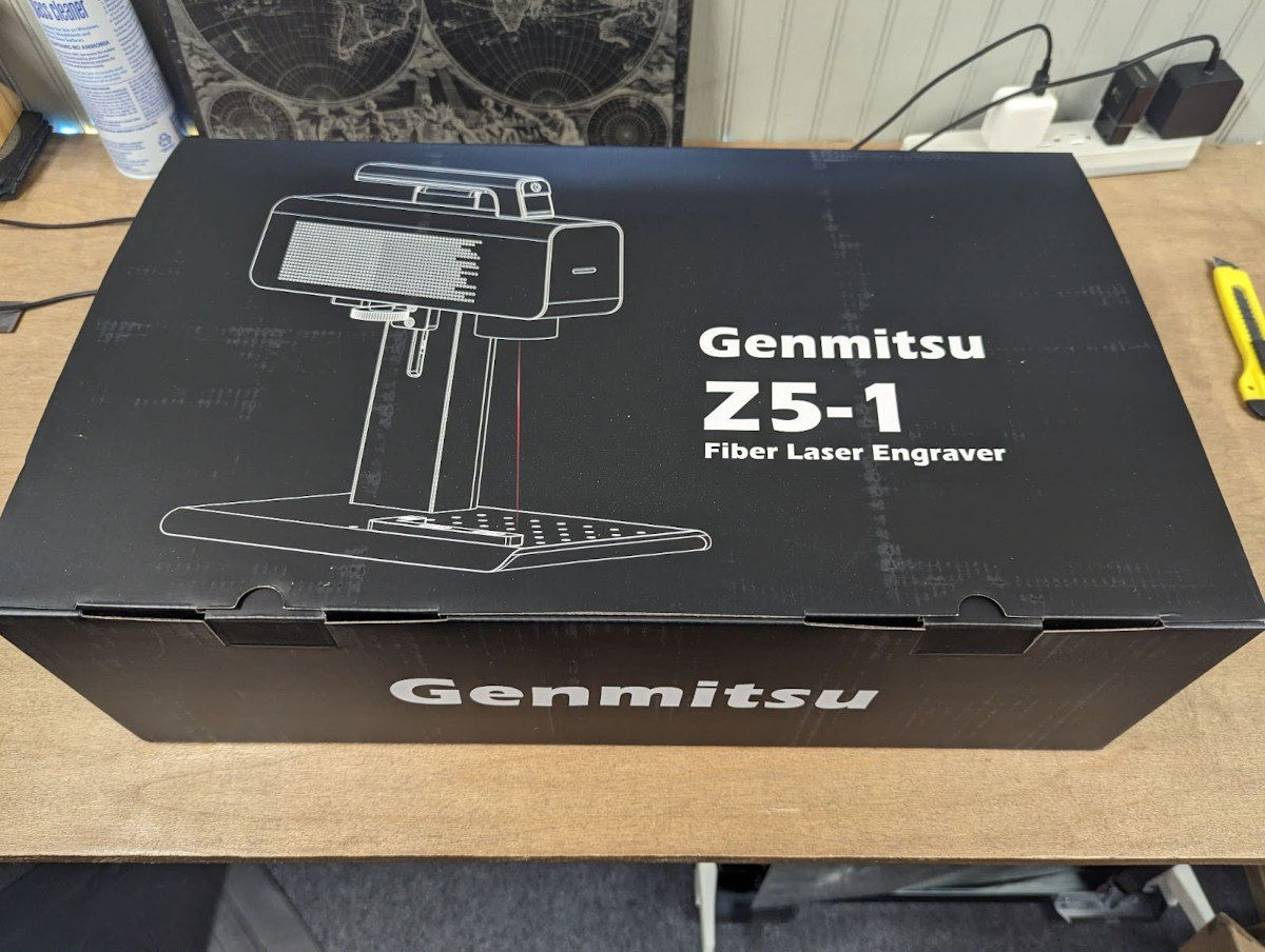 Genmitsu Z5-1 fiber laser engraver review - CNX Software