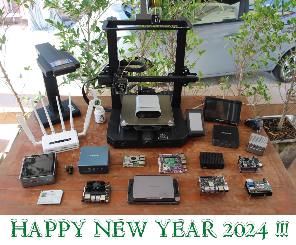 CNX Software Happy New Year 2024